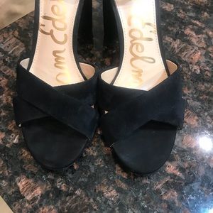 sam edelman yancy crisscross ankle strap sandal